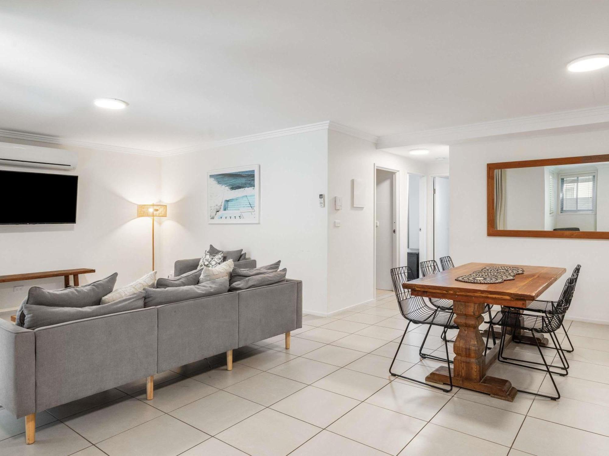 Two-Bedroom Deluxe Apartment