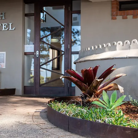 Beach Hotel Resort-2